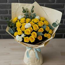 Букет цветов из:  Розы в Энергетиков