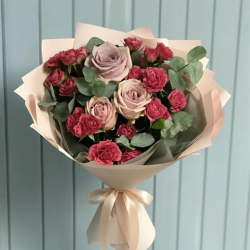 Букет цветов из: Гвоздики и Розы в Энергетиков