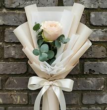 Букет цветов из:  Розы в Энергетиков