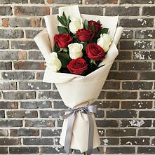 Букет цветов из:  Розы в Энергетиков