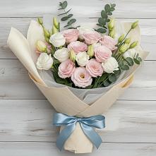 Букет цветов из:  Лизиантусы в Энергетиков