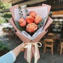 Букет цветов из:  Розы в Энергетиков