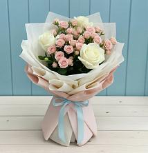 Букет цветов из:  Розы в Энергетиков