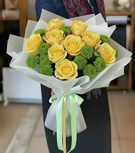 Букет цветов из:  Хризантемы и Розы в Энергетиков