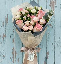 Букет цветов из:  Розы в Энергетиков