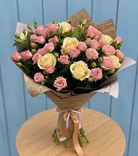 Букет цветов из:  Розы в Энергетиков