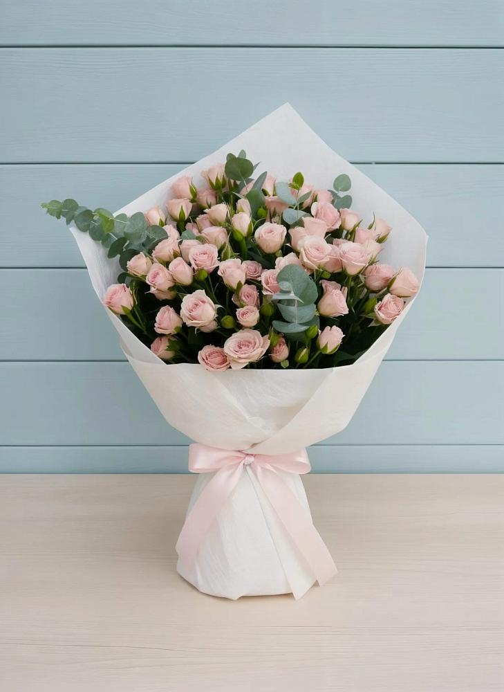 Букет цветов из: Розы в Энергетиков