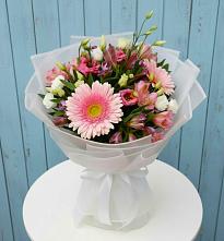 Букет цветов из:  Герберы, Альстромерии и Лизиантусы #REPLACE_PRED# Энергетиков