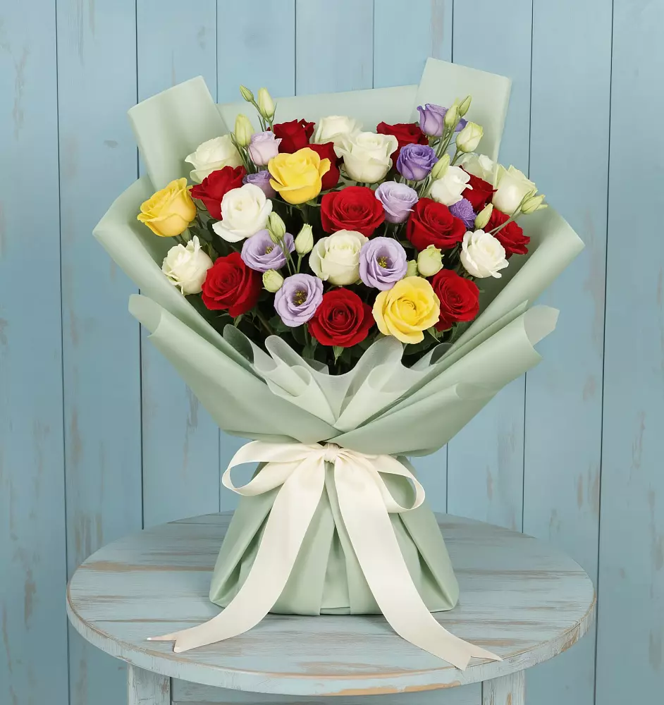 Букет цветов из: Розы в Энергетиков